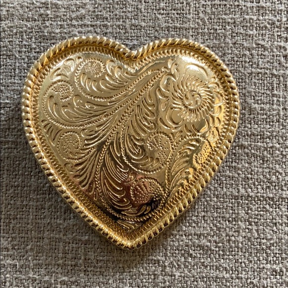 Gold Heart belt buckle